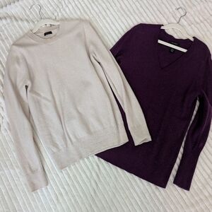 2 Cashmere sweaters XS size, excellent condition